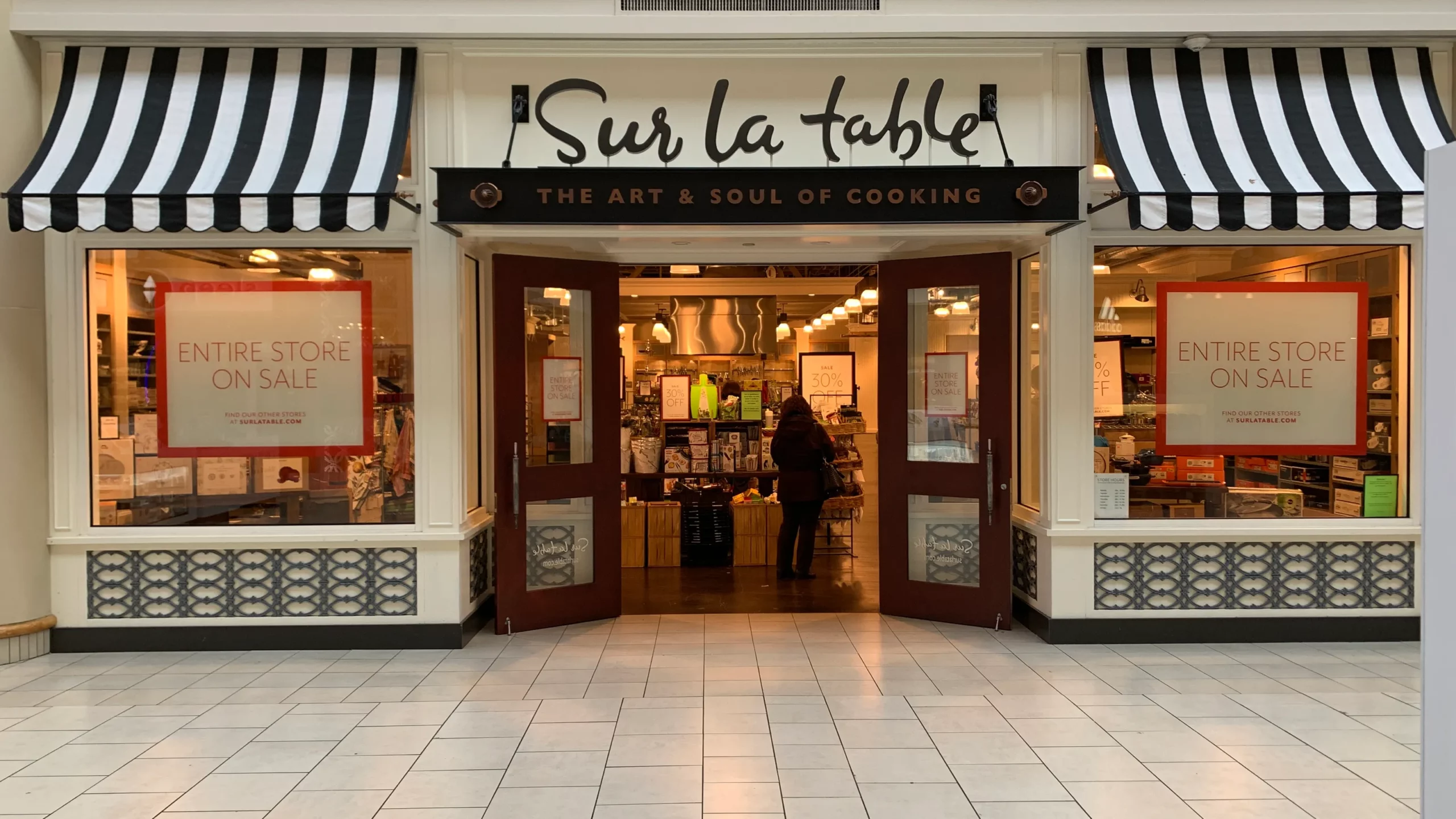 Sur la Table